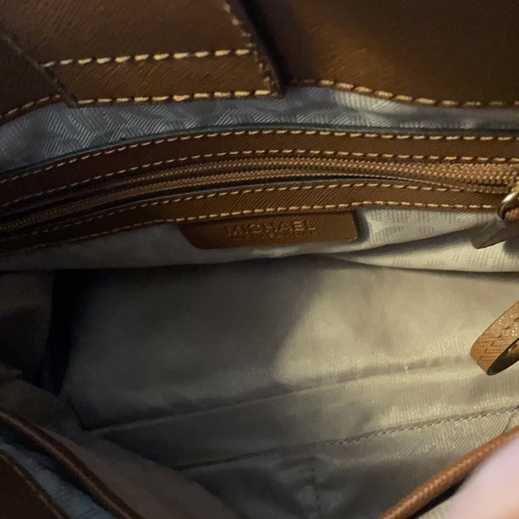 Michael Kors Shoulder Bag - Picture 6 of 7